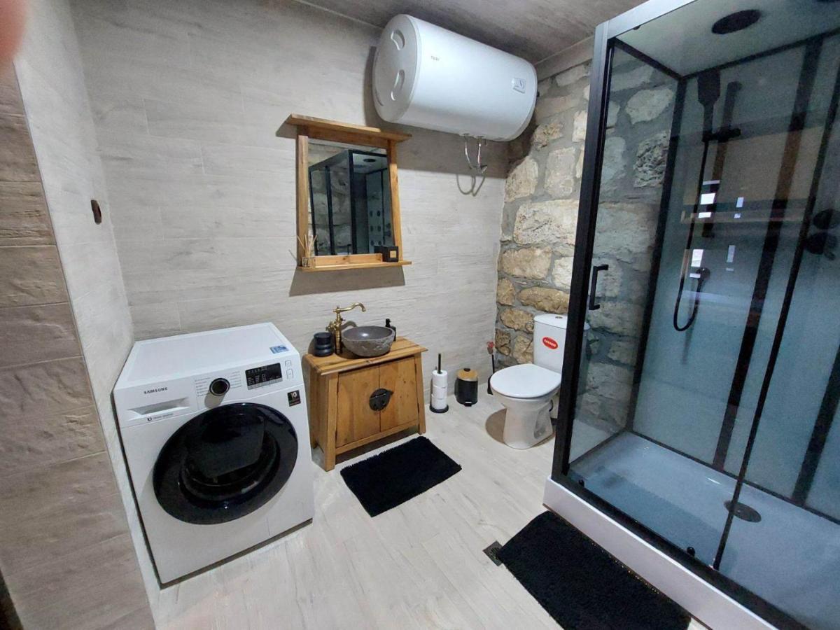 Guest House Hristova Kashta - Христова Къща Cherni Vrŭkh エクステリア 写真